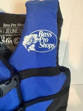 Bass Pro Shops Youth Life Jacket PFD Blue/Black 55-88 lbs USCG Approved